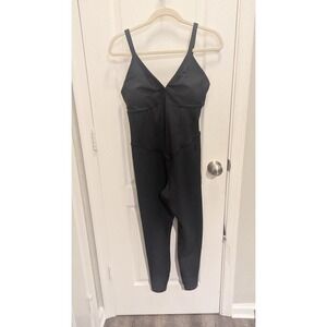 Sincerely Jules Active Jumpsuit size Large‎ black
